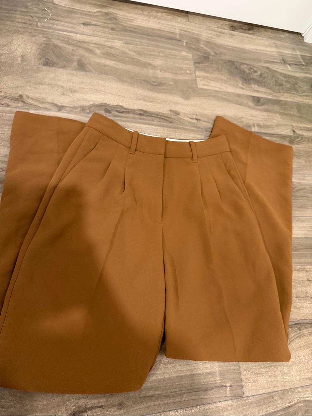Aritzia Effortless Pants Crepette